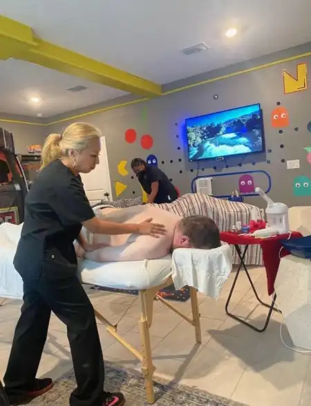 Greased & Naked Studio Nuru massage 💆