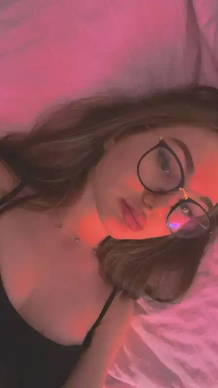 I’m down to fuck and available for both Incall/ outcall 💋🍌🍑
