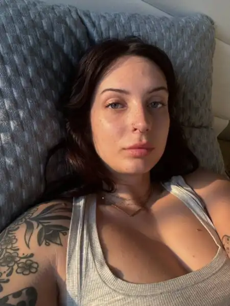 I’M HORNY LOOKING FOR HOT DICK THAT CAN FUCK ME SO GOOD 🍆 🔥