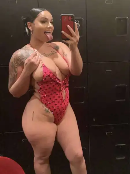 Dm me rn :: 2183255955 Telegram :: Linafun00 horny for hard dick to filled my damn wet pussy and Ass I love Anal if you’re i
