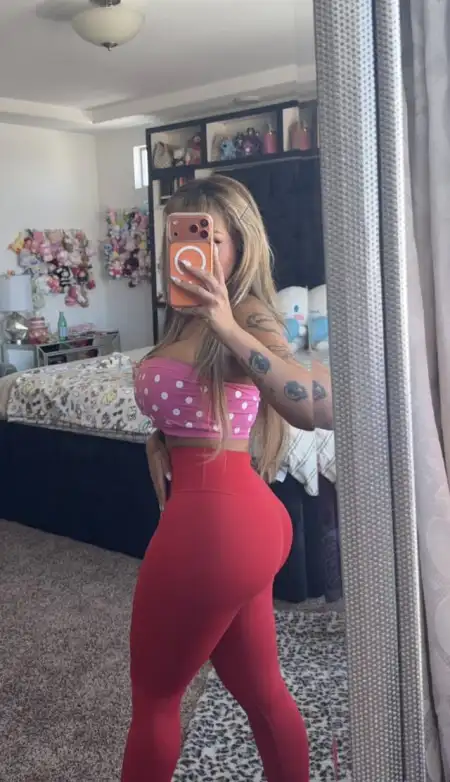 Available for hookup, massages, 420... incalls and outcalls 😈🥵💦💦💦