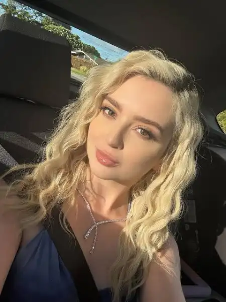 HEY HANDSOME , CALL ME ALICE I’M READY TO SATISFY ALL YOUR WANTS AND I’M 100% REAL WITH NO PIMP