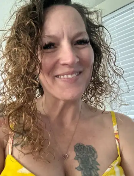 I’m Nan always in a cheerful mood and always creamy 😊😊😊😊 ❤❤❤❤Dont hesitate to text me if you are in need of some pleasurable