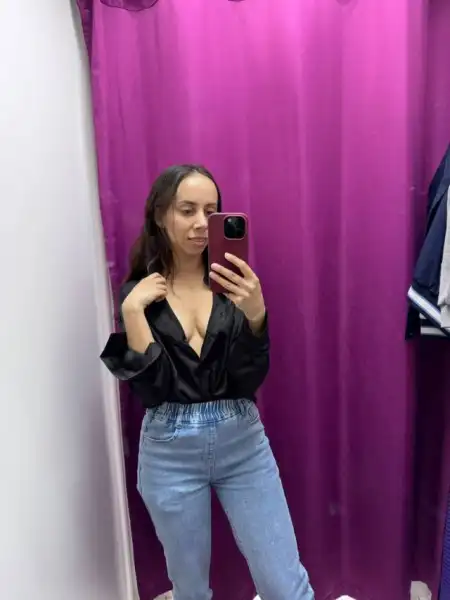 I’m available I do meetup along with crazy anal,cowgirl,69, 💋doggie, oral sex,blowjob, Gfe,Nuru massage before and after sex!